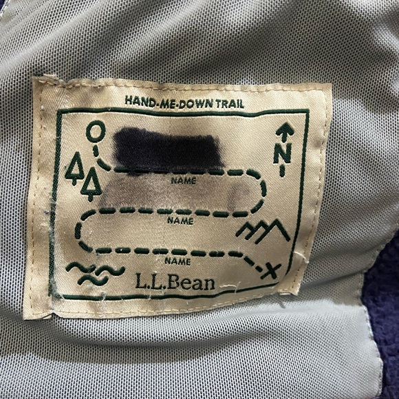 LL Bean puffer jacket - Picture 6 of 6